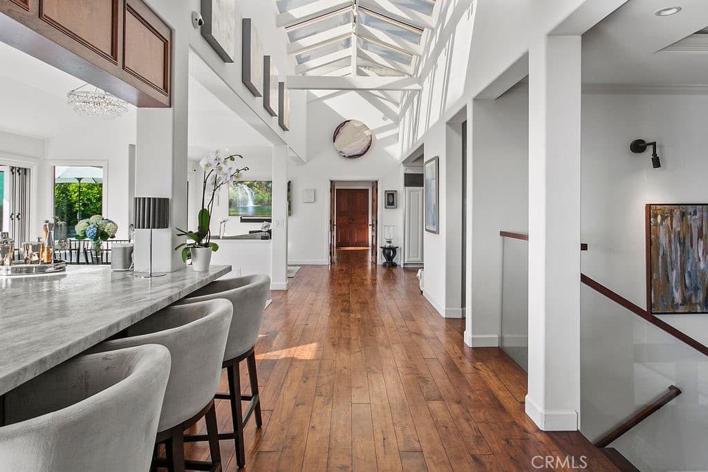 Single Family Residence for rent at 1010 EMERALD BAY, Laguna Beach, CA featuring 4 beds and 5 baths