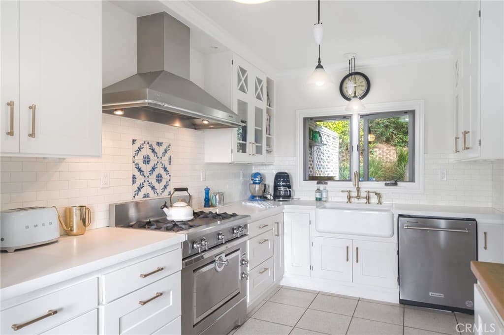 Single Family Residence for rent at 30842 Driftwood Drive, Laguna Beach, CA featuring 3 beds and 4 baths