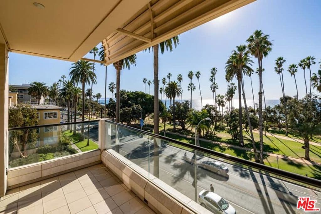 Condominium for rent at 701 Ocean Avenue PHD, Santa Monica, CA featuring 2 beds and 3 baths