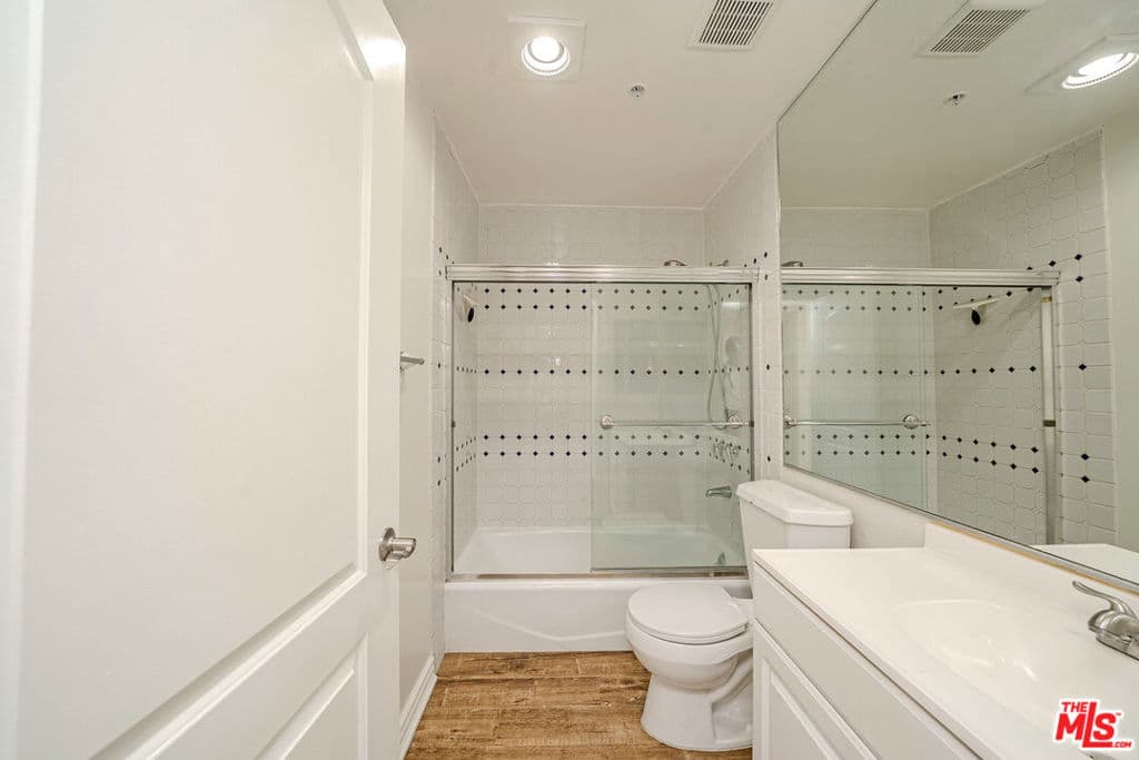 Condominium for rent at 2311 Schader Drive 101, Santa Monica, CA featuring 2 beds and 3 baths
