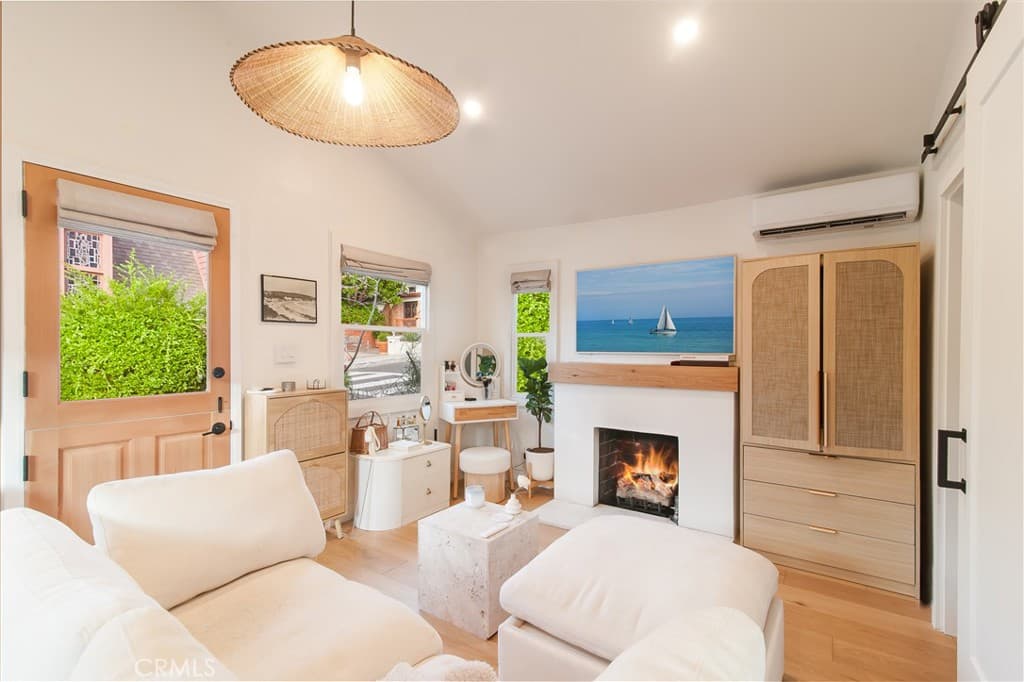 Duplex for sale at 389 Park, Laguna Beach, CA