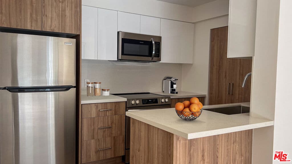 Condominium for rent at 2700 Neilson Way 610, Santa Monica, CA featuring 1 bed and 1 bath