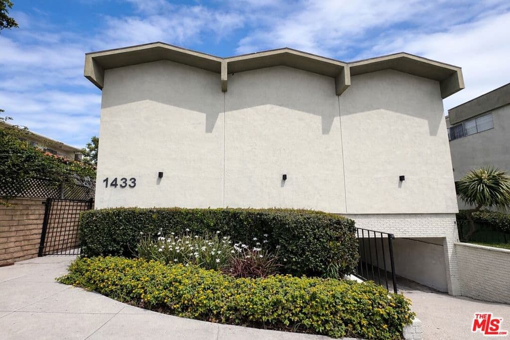 Condominium for rent at 1433 Euclid Street 8, Santa Monica, CA featuring 2 beds and 1 bath