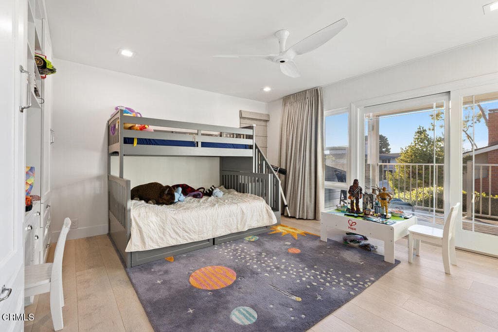 Single Family Residence for rent at 143 Foxtail Drive, Santa Monica, CA featuring 4 beds and 4 baths
