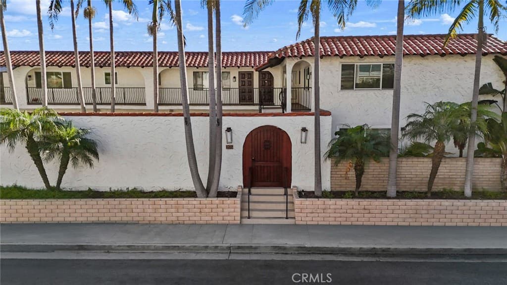 Mixed Use for rent at 2175 S Coast, Laguna Beach, CA featuring 1 bed and 2 baths