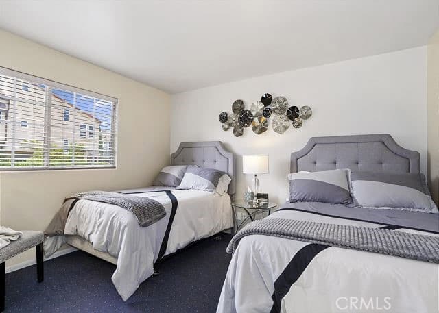 Single Family Residence for rent at 498 Park Ave, Newport Beach, CA featuring 4 beds and 4 baths