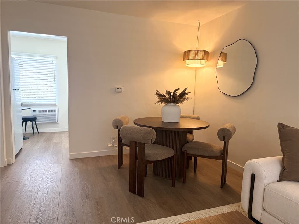 Apartment for rent at 2652 23rd Street, Santa Monica, CA featuring 1 bed and 1 bath