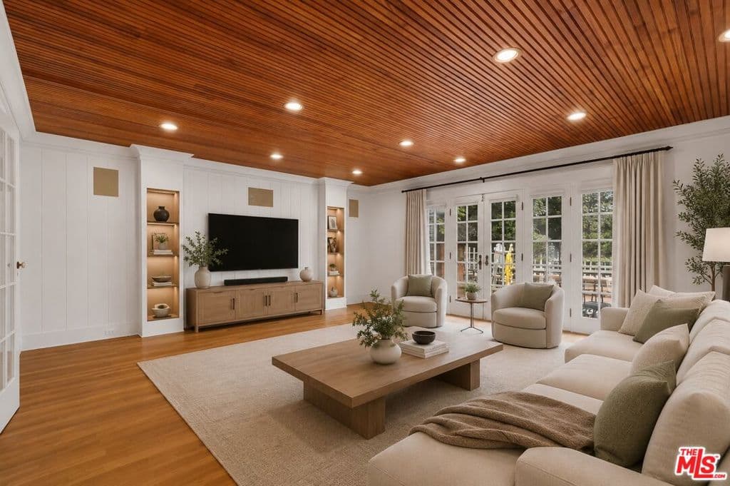 Single Family Residence for rent at 1625 Opechee Way, Glendale, CA featuring 4 beds and 4 baths