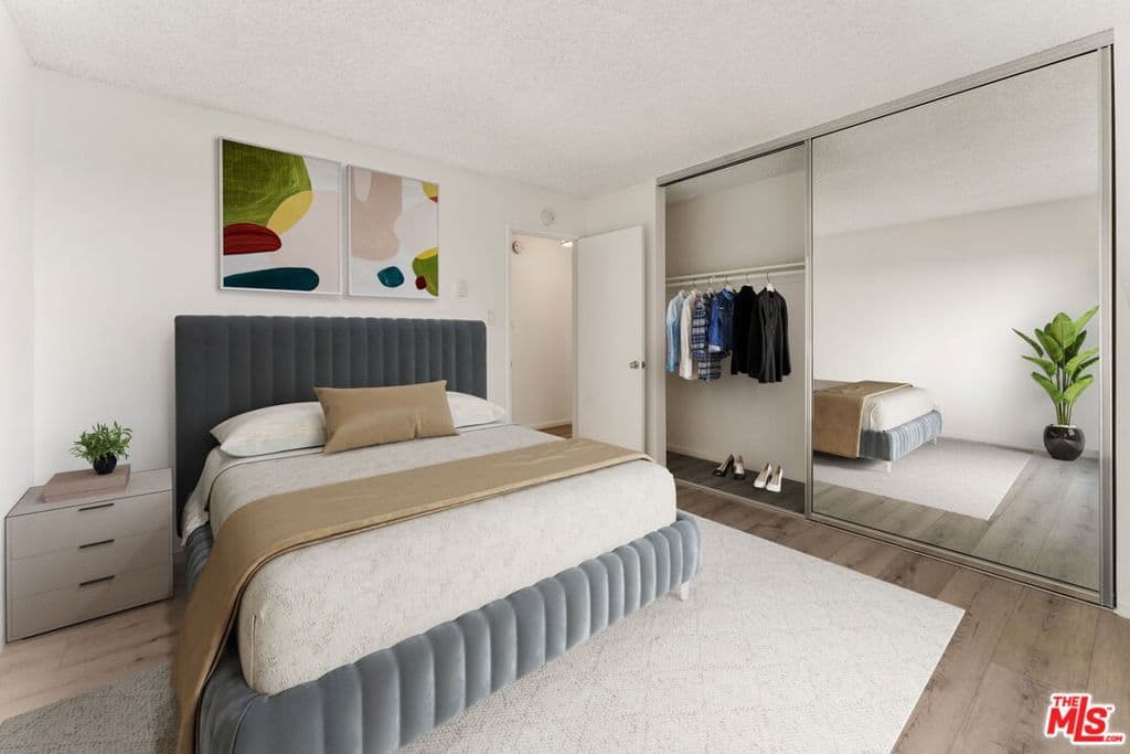 Condominium for rent at 1114 12th Street 206, Santa Monica, CA featuring 3 beds and 2 baths
