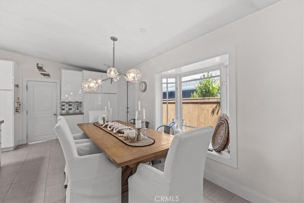 Single Family Residence for rent at 1818 Beryl, Newport Beach, CA featuring 3 beds and 3 baths
