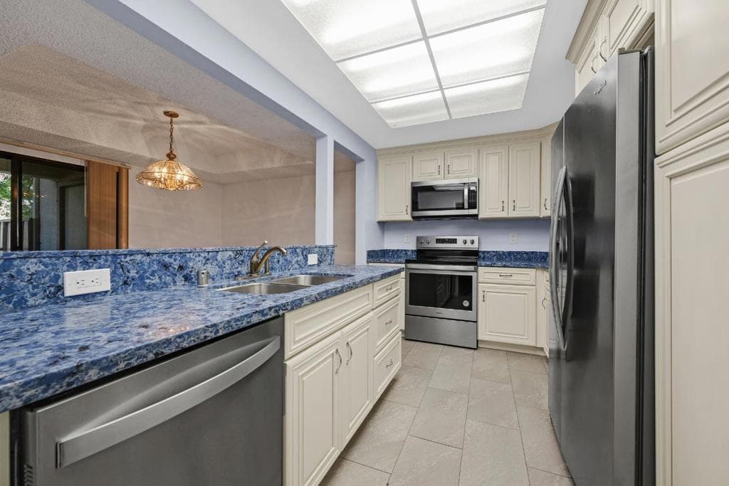 Condominium for sale at 5118 Cribari Place, San Jose, CA featuring 2 beds and 2 baths