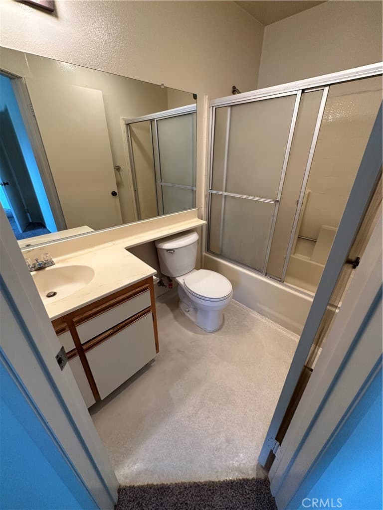 Townhouse for rent at 420 Milford Street, Glendale, CA featuring 3 beds and 3 baths
