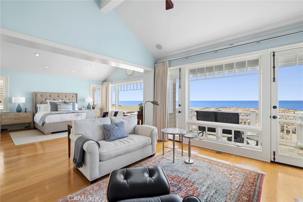 Single Family Residence for rent at 1550 E Oceanfront, Newport Beach, CA featuring 5 beds and 6 baths