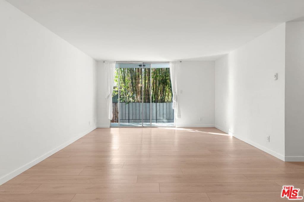 Condominium for rent at 1114 12th Street 104, Santa Monica, CA featuring 2 beds and 2 baths