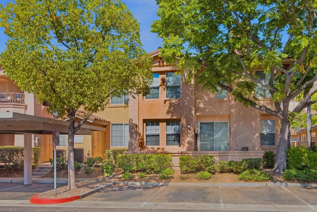 Townhouse for sale at 18668 Caminito Cantilena 258, San Diego, CA featuring 2 beds and 3 baths