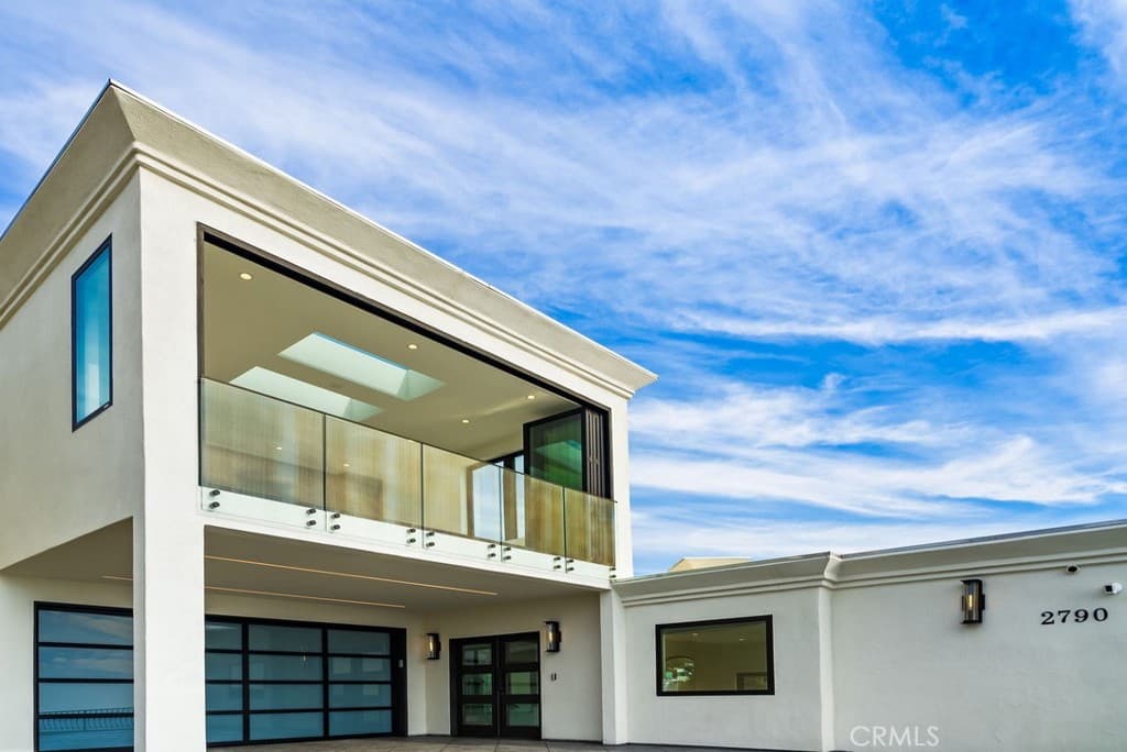 Single Family Residence for rent at 2790 Queda, Laguna Beach, CA featuring 3 beds and 4 baths
