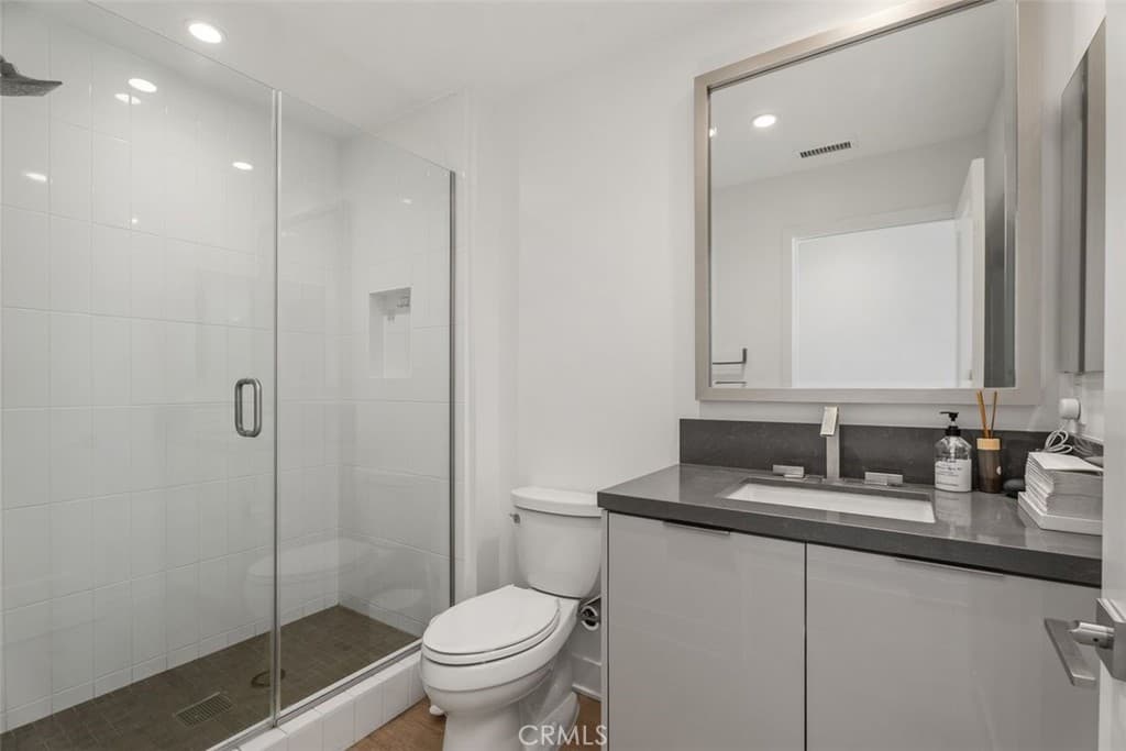 Condominium for rent at 3306 Via Oporto, Newport Beach, CA featuring 2 beds and 3 baths