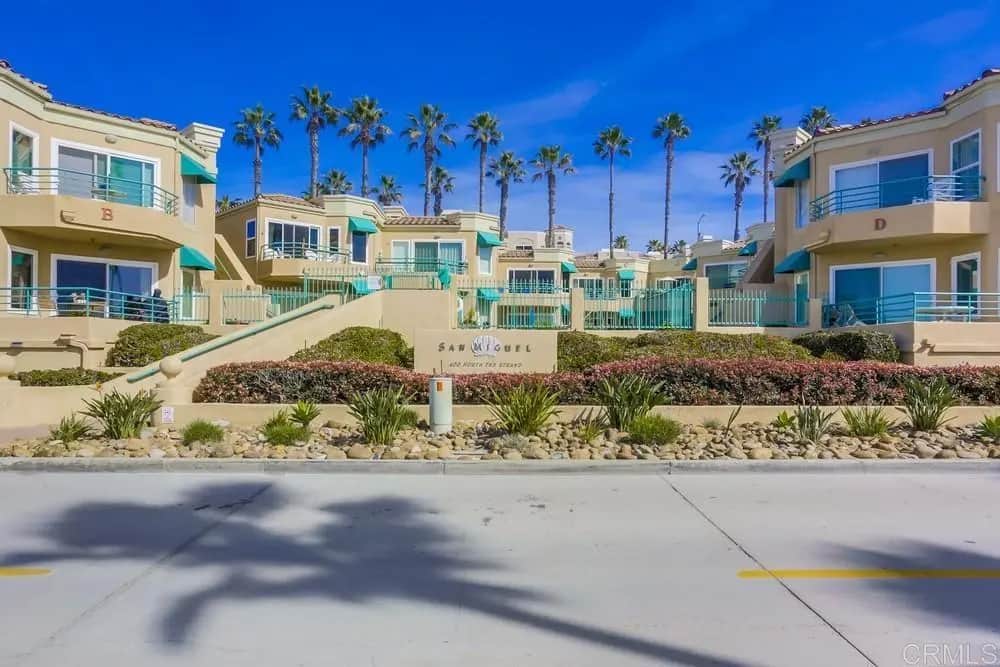 400 N The Strand 18, Oceanside, CA — listing photo 1