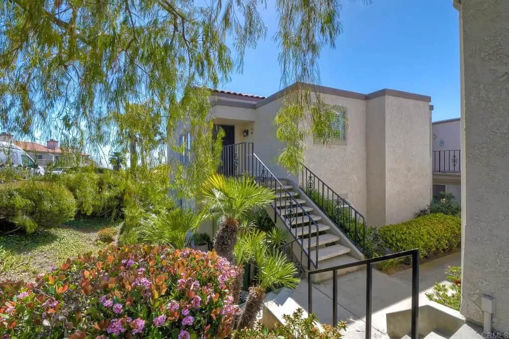 916 Caminito Estrada B, Carlsbad, CA — listing photo 1