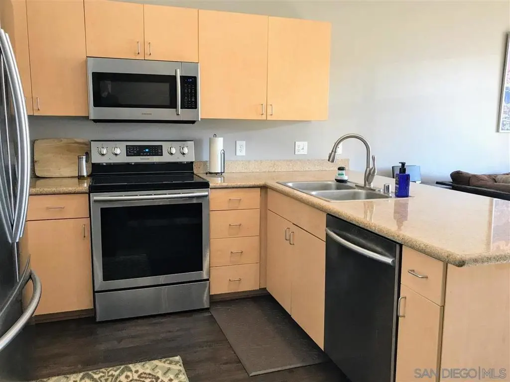 1501 Front St 326, San Diego, CA — listing photo 1