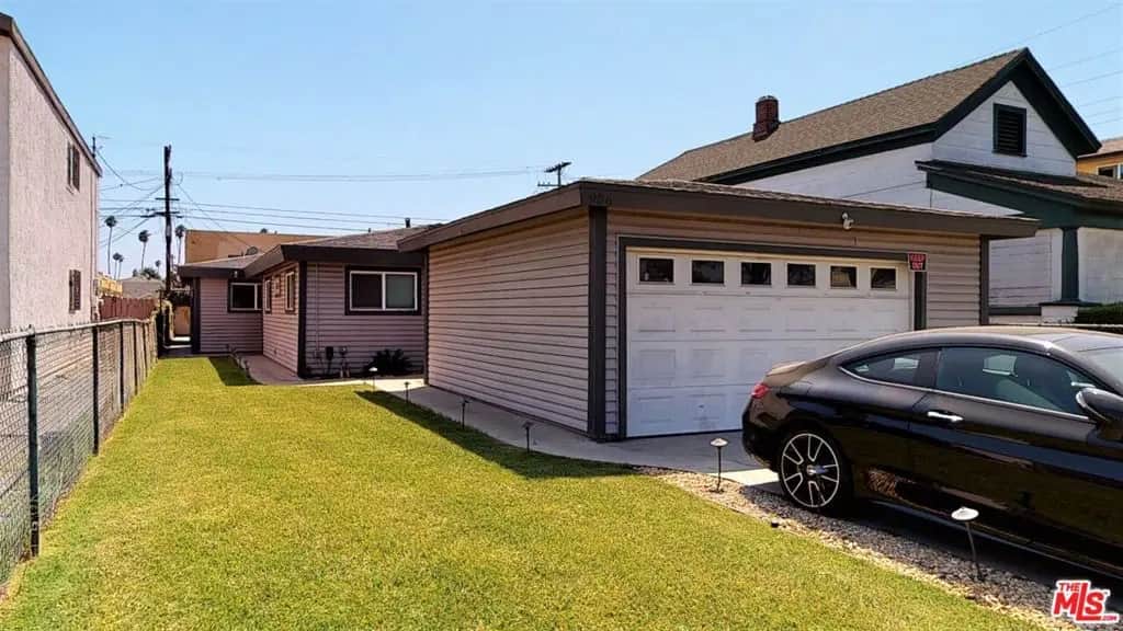 936 W 78th Street, Los Angeles, CA — listing photo 1