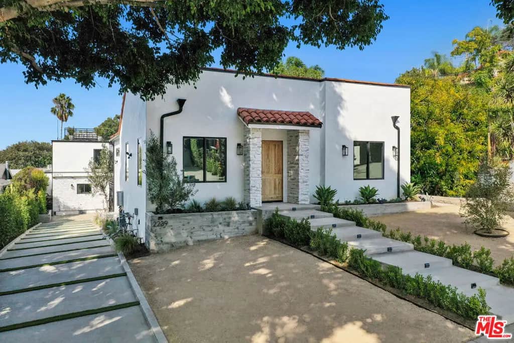 2239 Brier Avenue, Los Angeles, CA — listing photo 1
