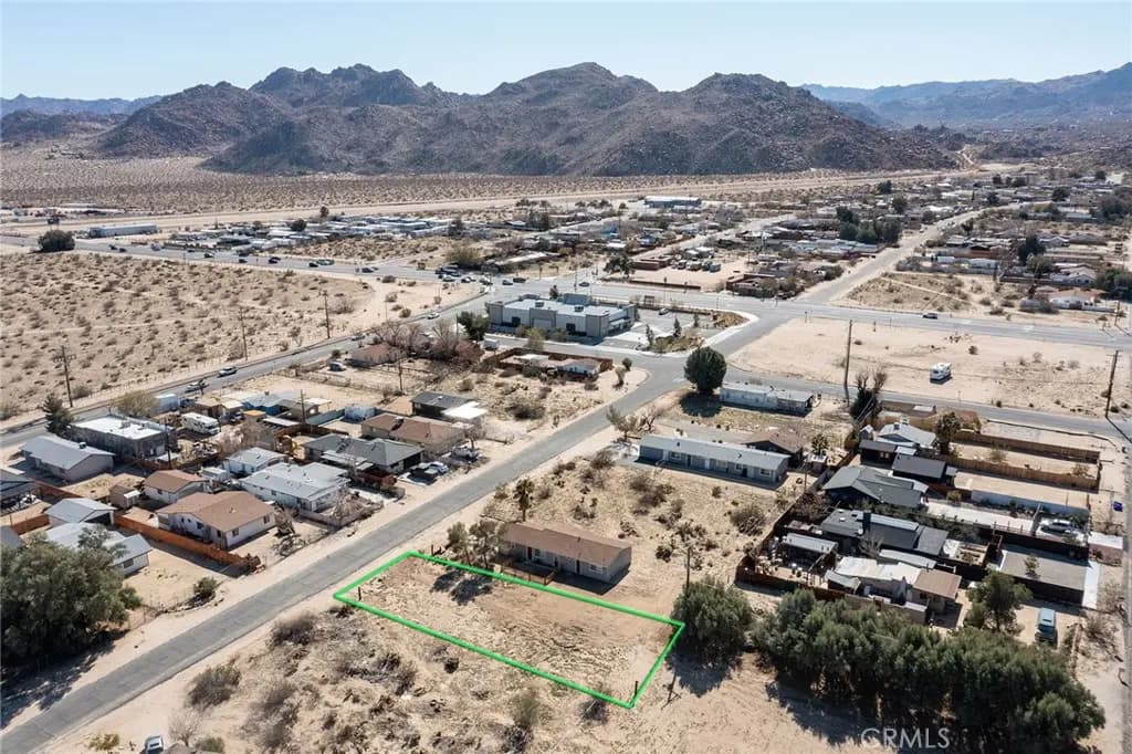 6394 Mountain View Street, Joshua Tree, CA — listing photo 1