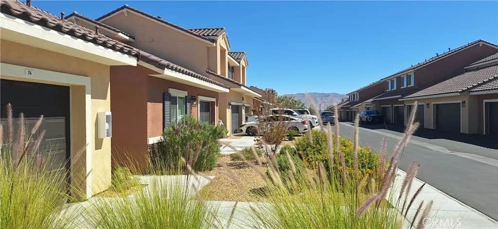 16854 Muscatel, Hesperia, CA — listing photo 1