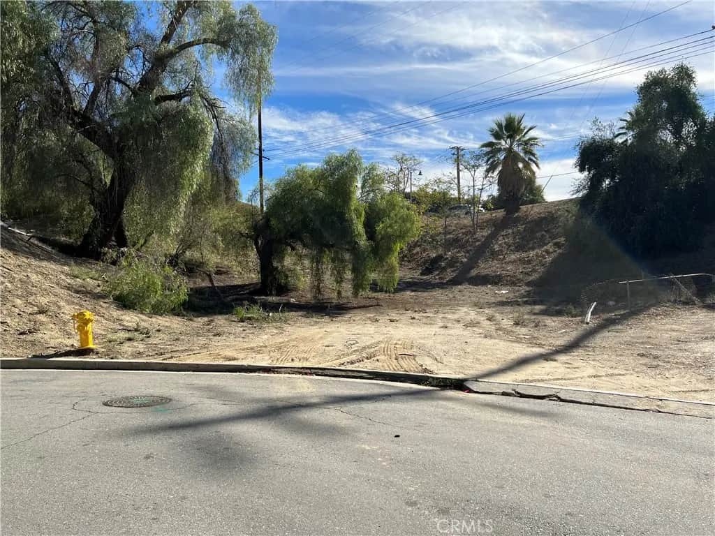 11300 San Mateo Drive, Loma Linda, CA — listing photo 1