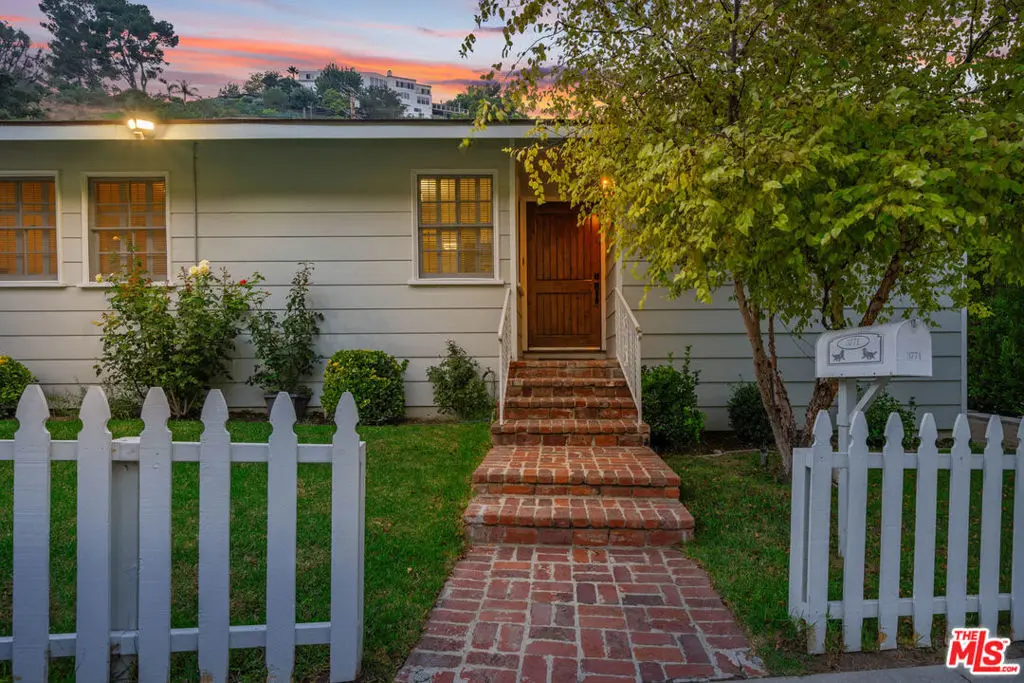 3771 Longview Valley Road, Sherman Oaks, CA — listing photo 1