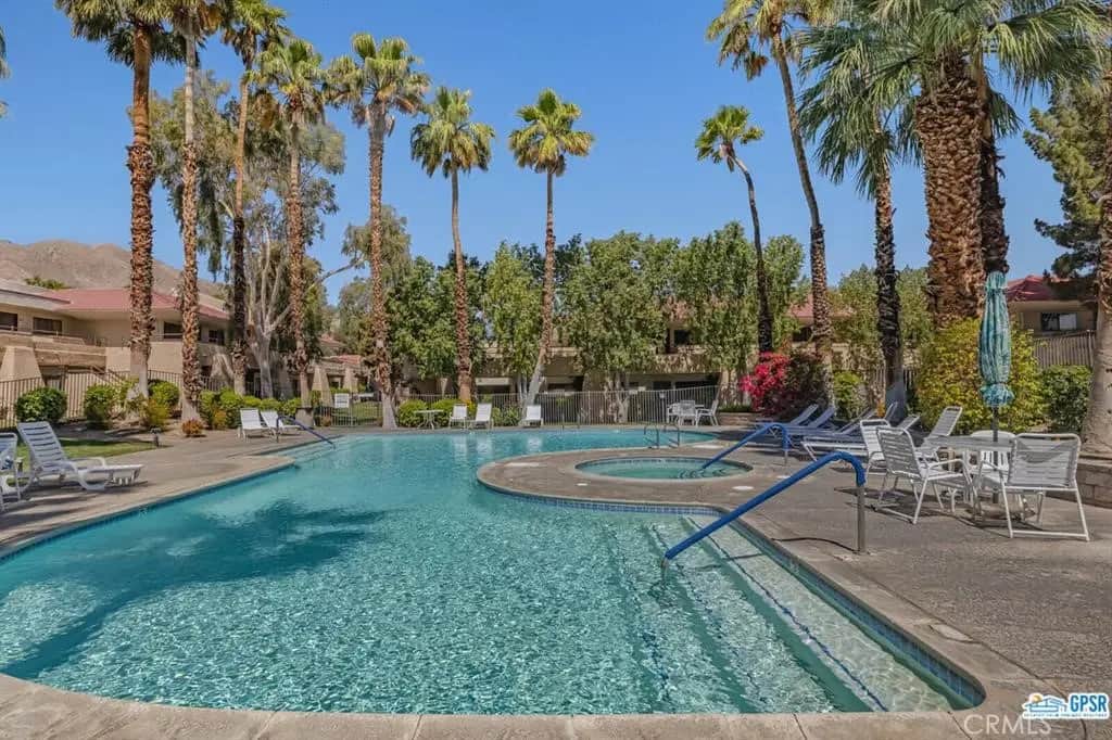 2810 N Arcadia Court 111, Palm Springs, CA — listing photo 1