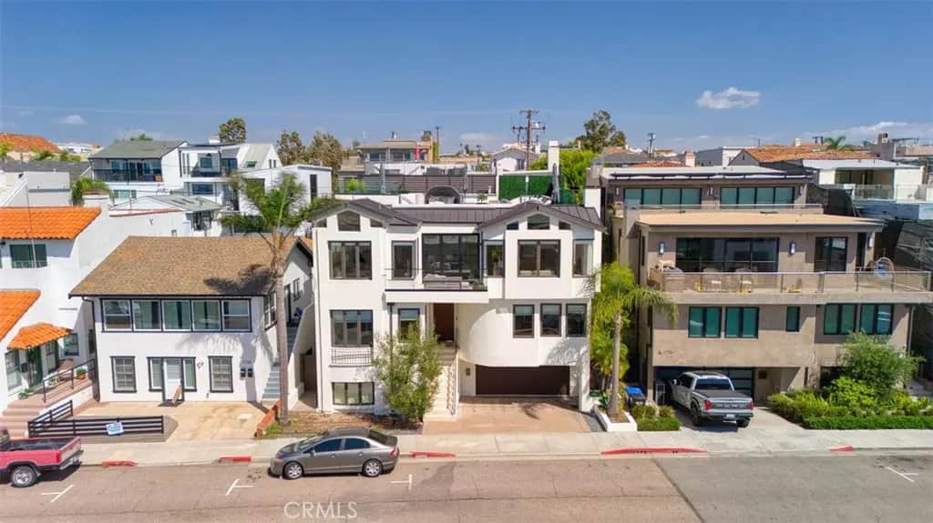 1712 Manhattan Avenue, Hermosa Beach, CA — listing photo 1