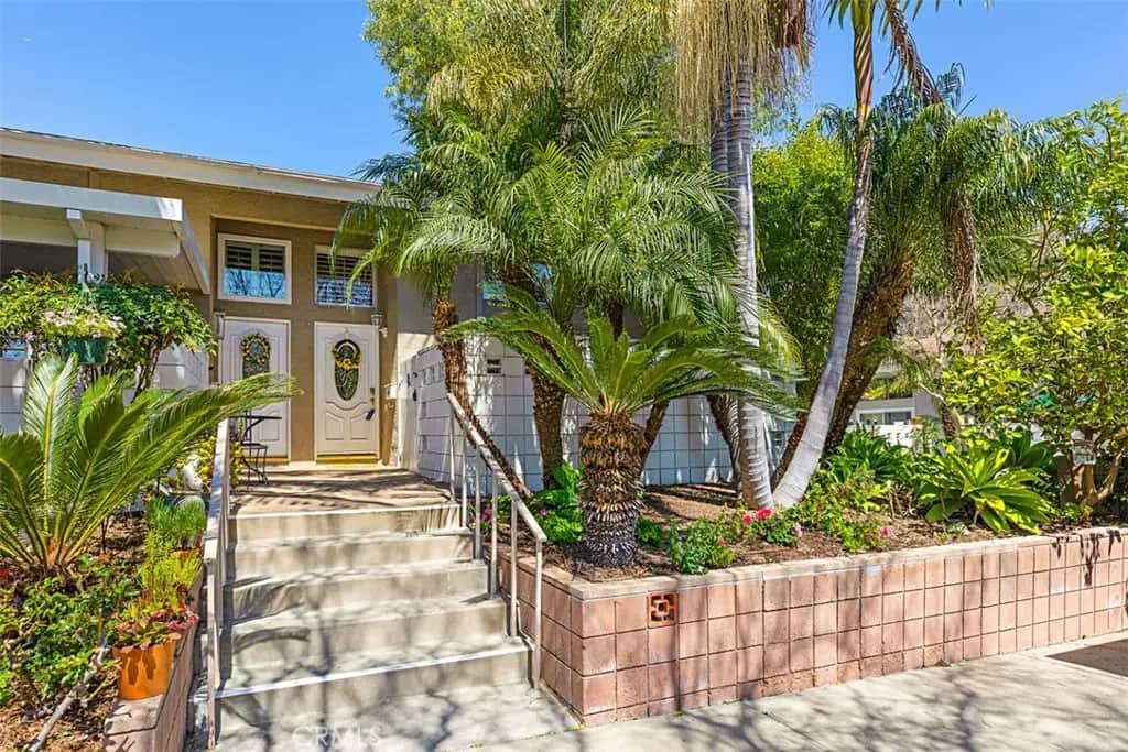 480 Calle Cadiz B, Laguna Woods, CA — listing photo 1