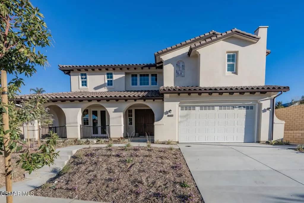 4683 Summit Avenue, Simi Valley, CA — listing photo 1