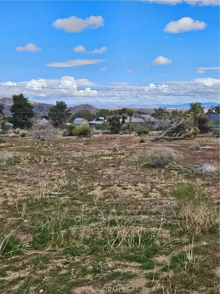 60374 La Mirada Trail, Joshua Tree, CA — listing photo 1