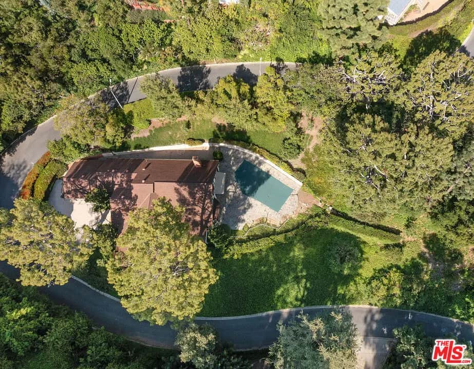 1116 Calle Vista Drive, Beverly Hills, CA — listing photo 1