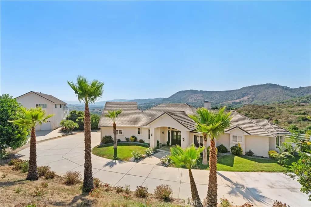 23505 Carancho Road, Temecula, CA — listing photo 1