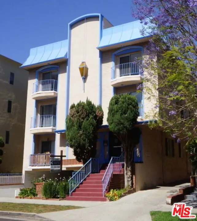 1418 S BENTLEY Avenue 203, Los Angeles, CA — listing photo 1