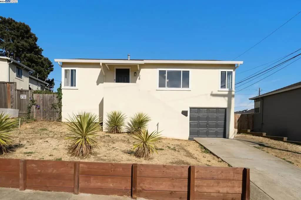 108 Mesa, Vallejo, CA — listing photo 1