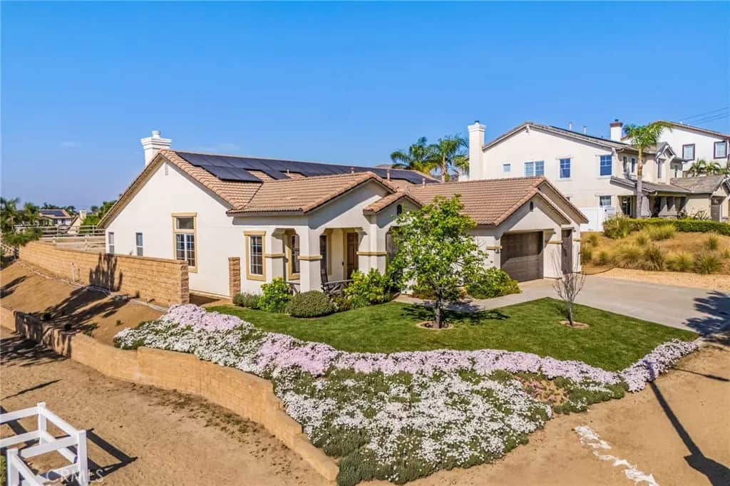 489 Branding Iron Way, Norco, CA — listing photo 1