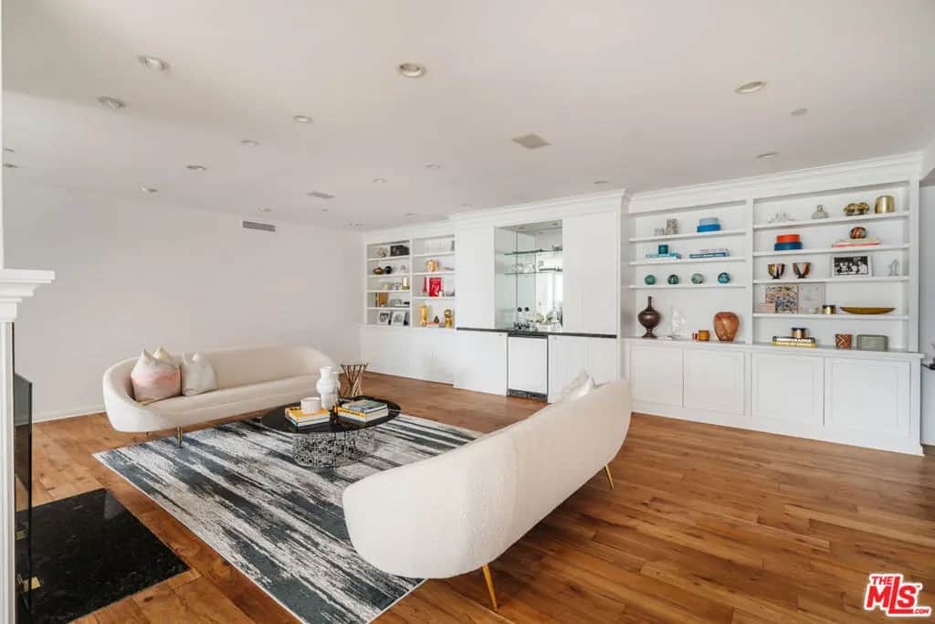 10375 Wilshire Boulevard 11H, Los Angeles, CA — listing photo 1