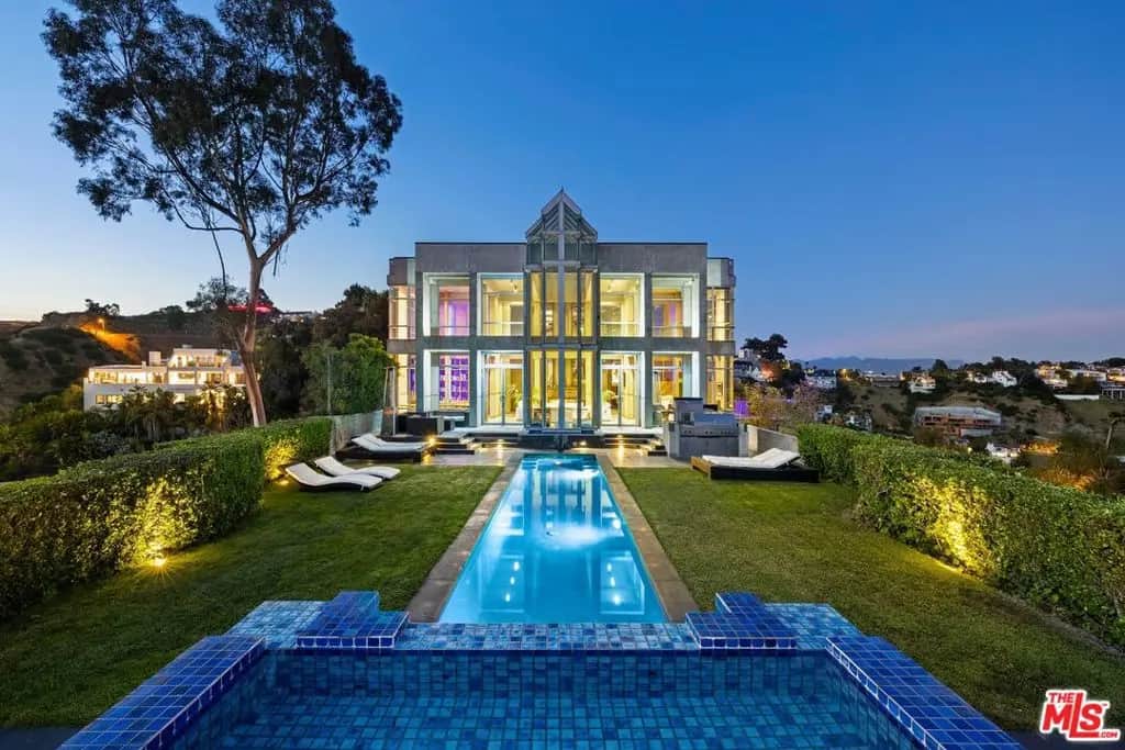 2260 Sunset Plaza Drive, Los Angeles, CA — listing photo 1