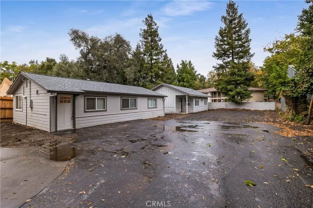 1122 Stewart Avenue, Chico, CA — listing photo 1