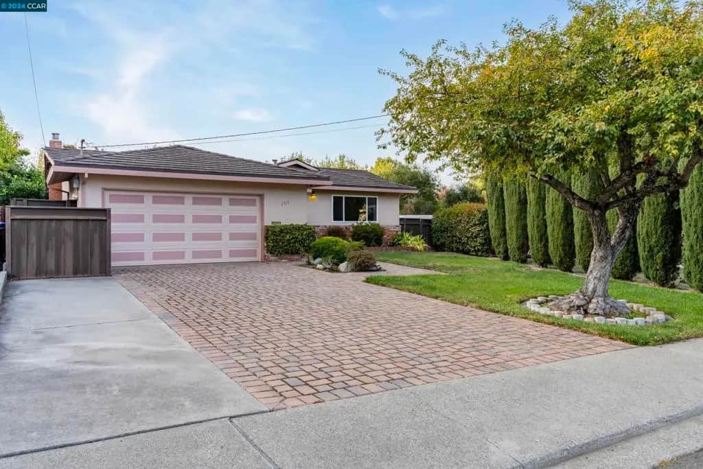 2315 Hoytt Ct, Pinole, CA — listing photo 1