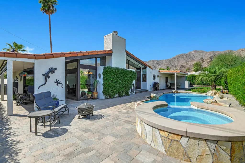 54270 Avenida Alvarado, La Quinta, CA — listing photo 1