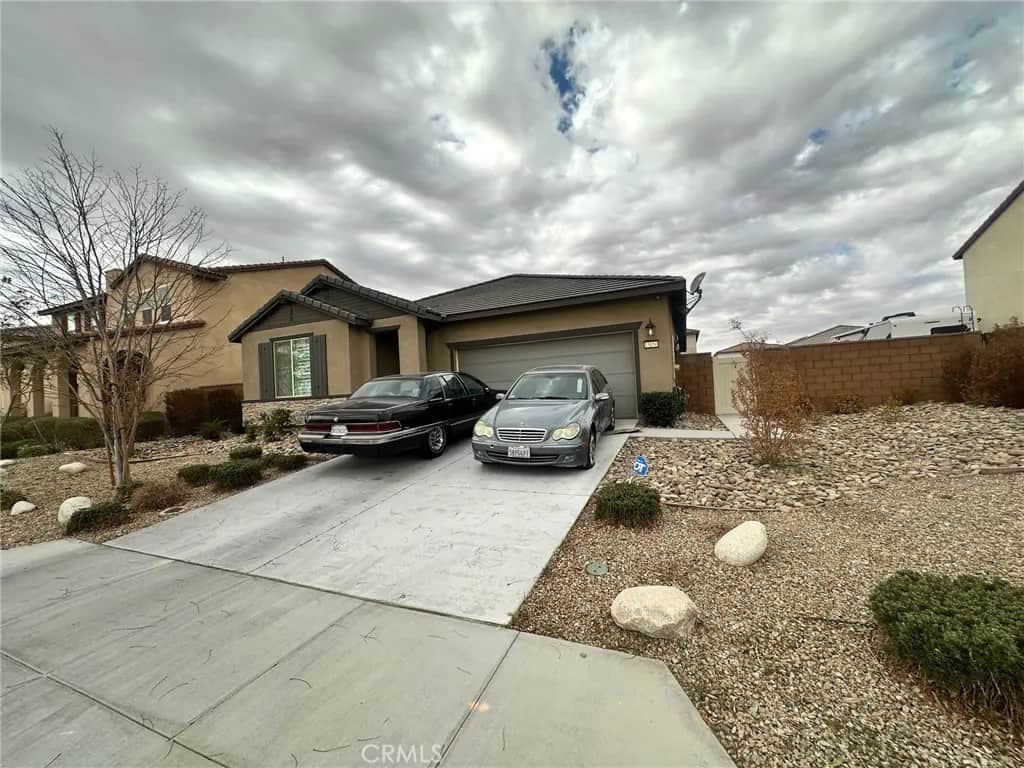 15150 Onyx Road, Victorville, CA — listing photo 1