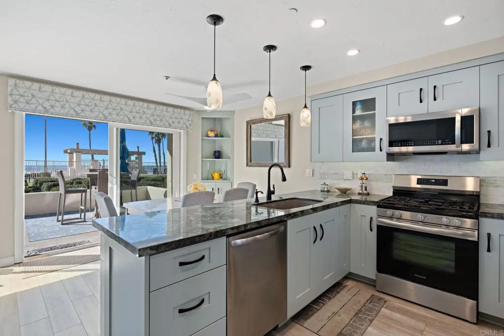 600 N The Strand 25, Oceanside, CA — listing photo 1