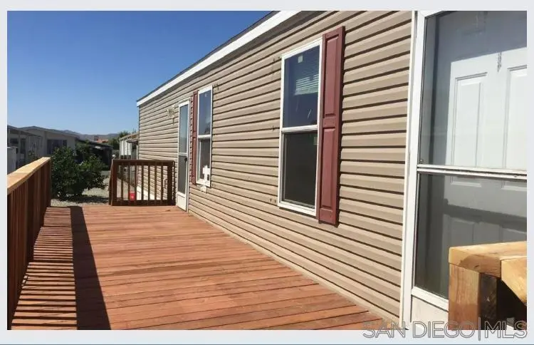 725 W Thornton Ave 70, Hemet, CA — listing photo 1