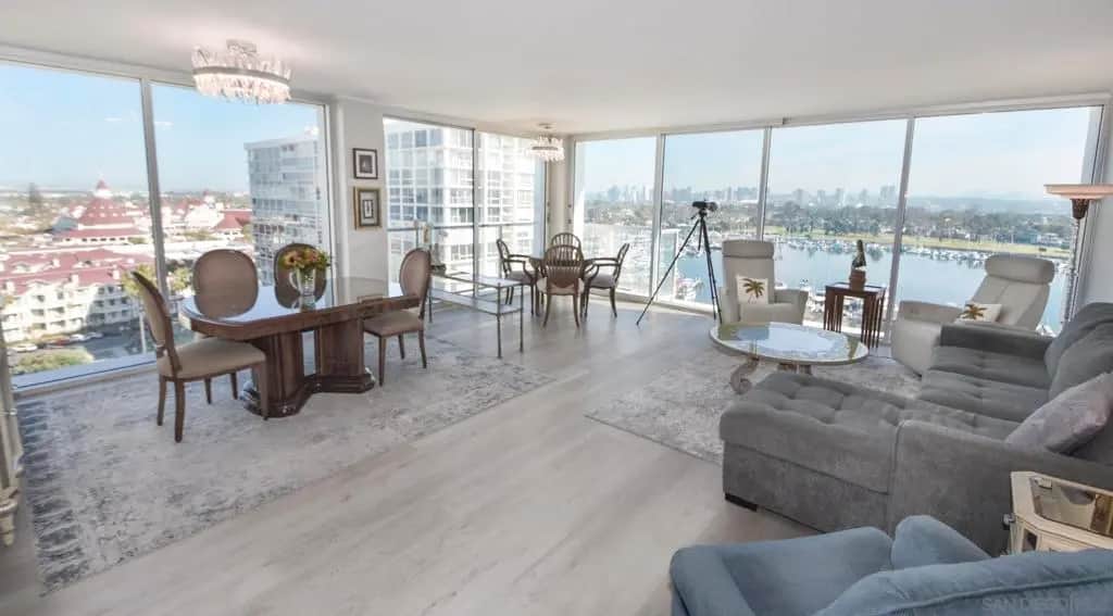 1730 Avenida Del Mundo 1204, Coronado, CA — listing photo 1