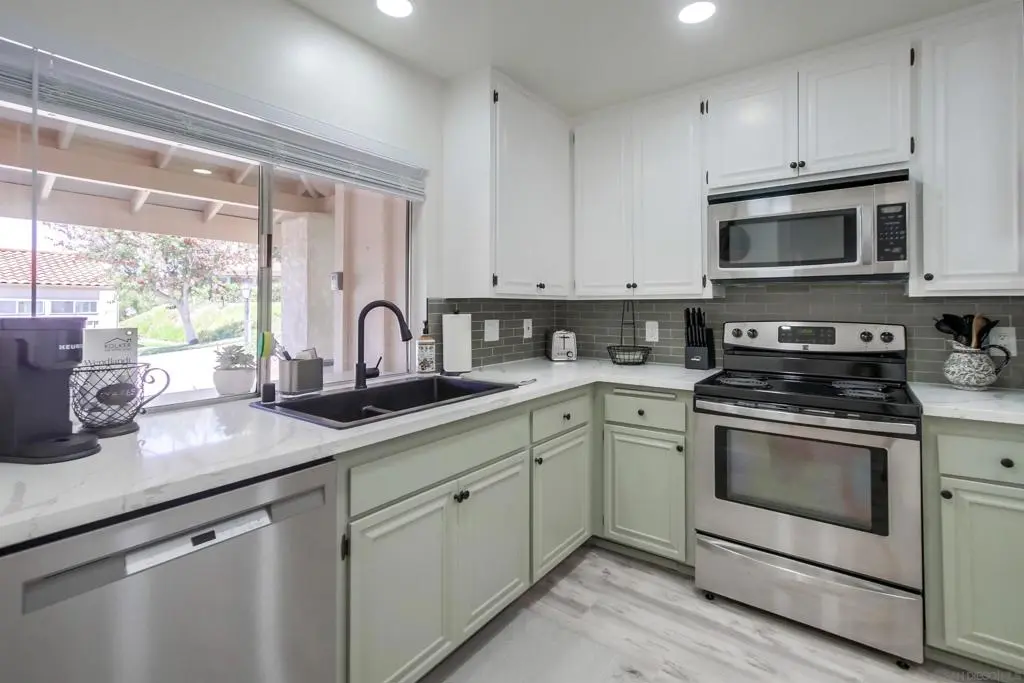 17464 Plaza Cerado 84, San Diego, CA — listing photo 1